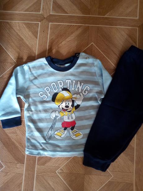 Tepláková súprava, 80