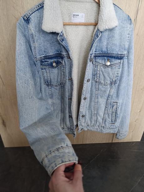 Riflová teplá bunda, bershka,s