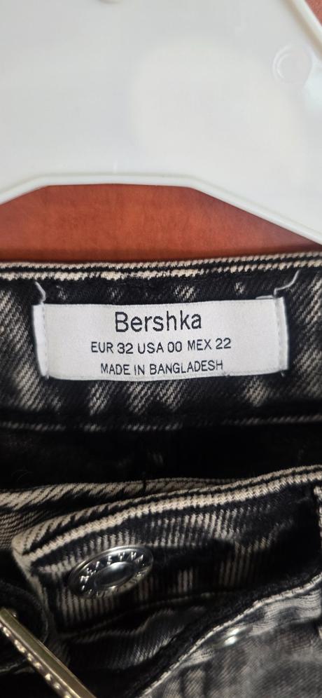 Elegantne rifle, bershka,32
