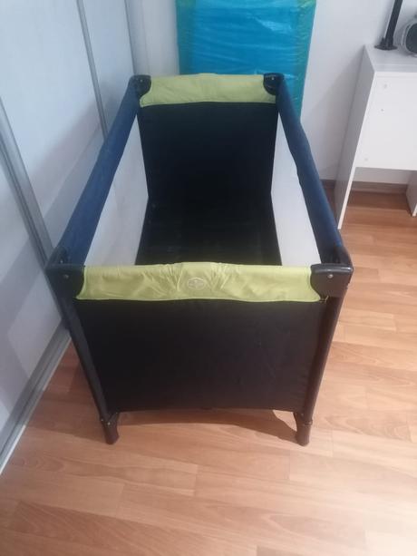 Cestovná postieľka, 