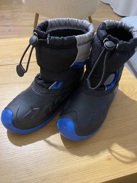 Snehule crossroad, 32