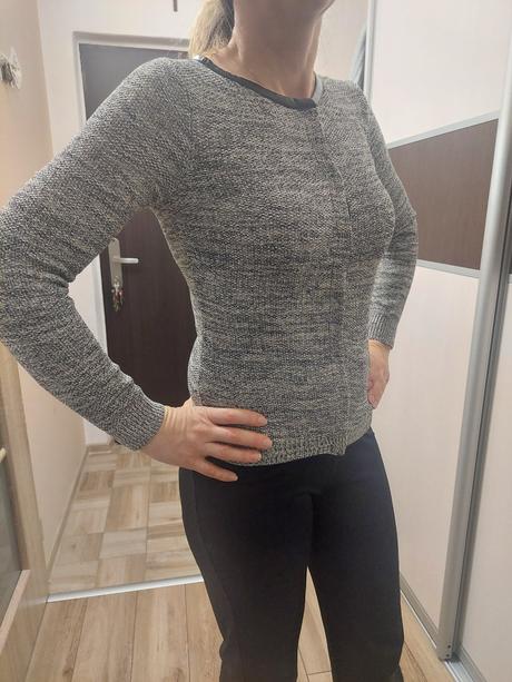 Sveter s lesklými nitami, s