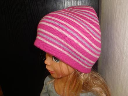 Pruhovaná čiapka, 92