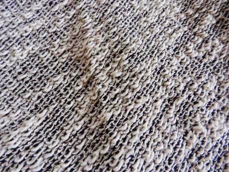 Melírovaný buklé svetrík, l