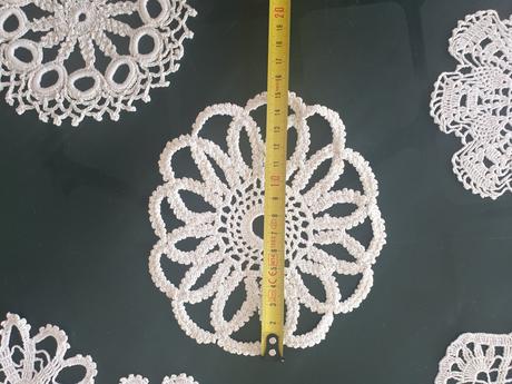 Háčkované dečky - rôzne 15cm,