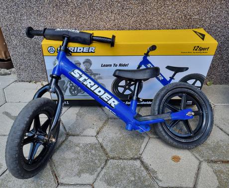 Odrážadlo strider 12sport, strider