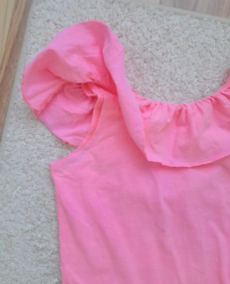 Dievčenský overal, 164