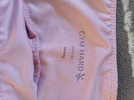 Športove krásne leginy, m