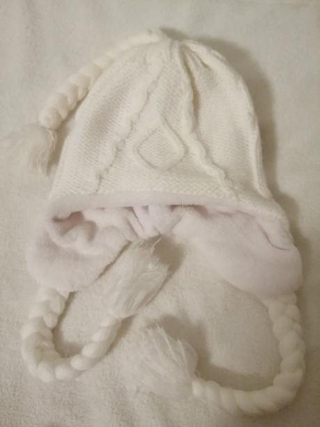 Čiapka biela 58cm, 58