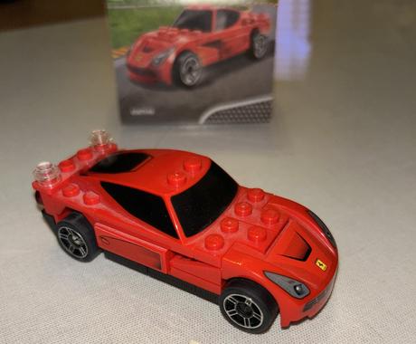 Lego shell ferrari s naťahovacím motorom - 2 kusy, 