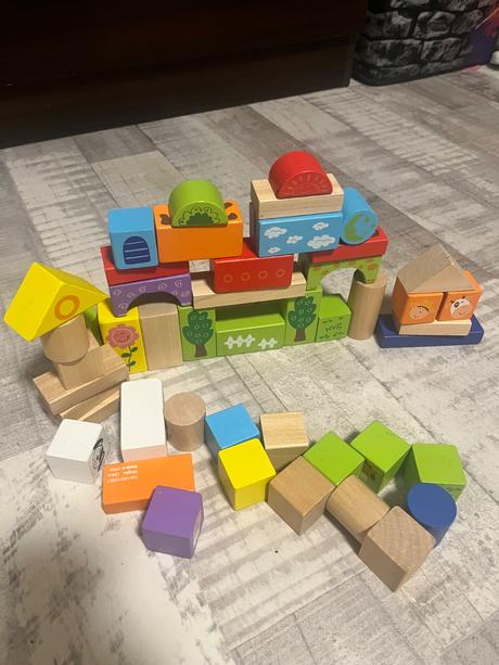 Drevené kocky farma, 