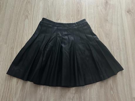 Štýlová plisovaná koženková sukňa tally weijl, tally weijl,s
