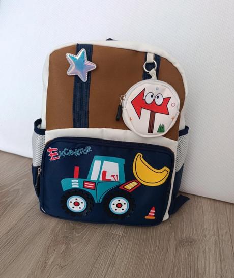 Ruksak batoh motív traktor bager s prsnym popruhom,
