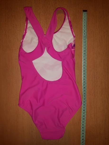 Celé plavky na štíhlu slečnu, f&f,110