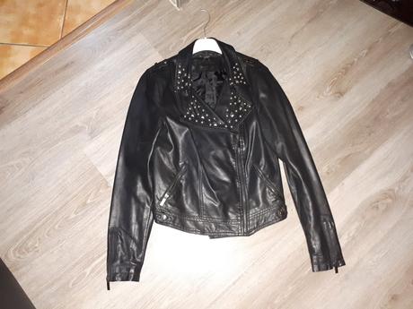 Kozena bundicka., atmosphere,m