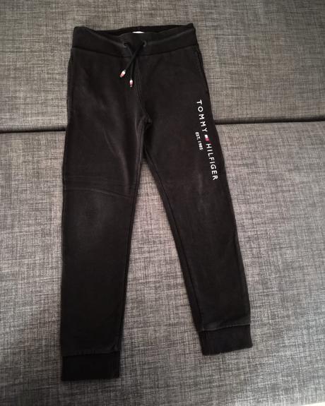 Predam detske teplaky tommy hilfiger, tommy hilfiger,128