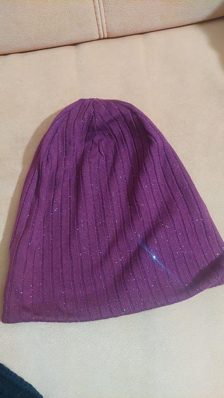 Fialova ligotava ciapka, reserved,m