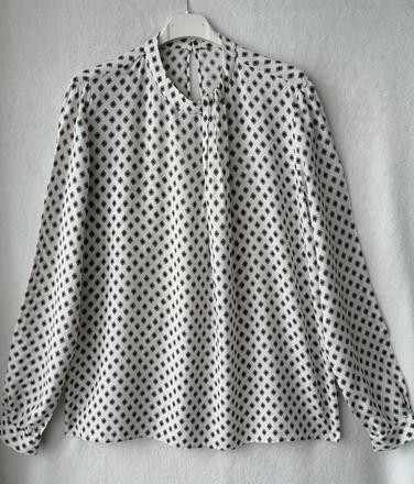 Pekná pohodlná blúzka od zary, zara,38