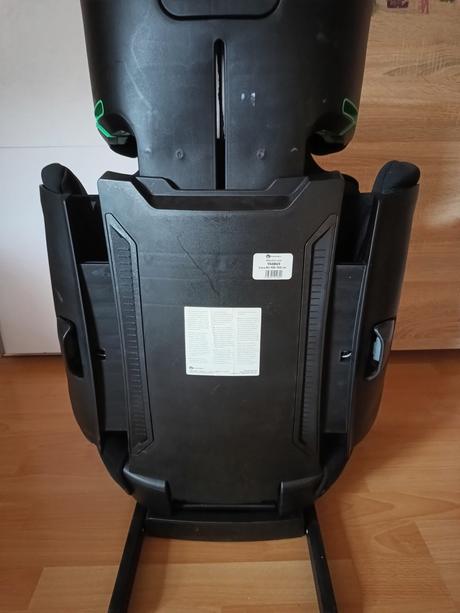 Autosedačka 15-36kg, petite&mars