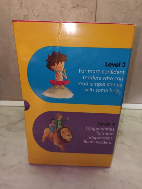 Ladybird read it yourself 50 books coll nau24,