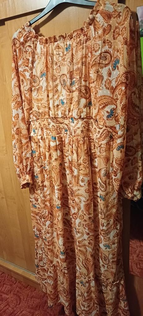 Damske šaty boohoo xxl, xxxl