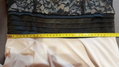 Šaty na príležitosť, s