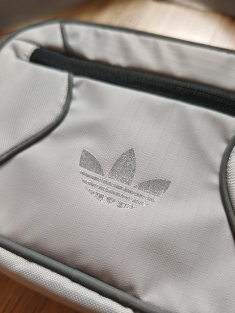 Malá adidas taška, adidas