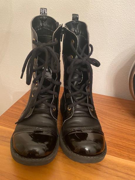 Kožené topánky, 31