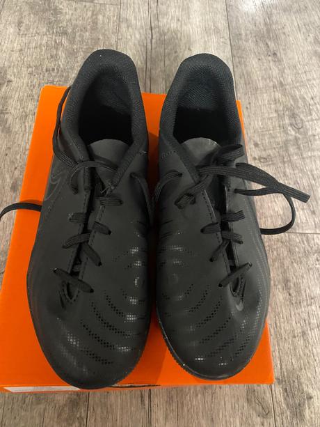 Detské halovky, nike,35