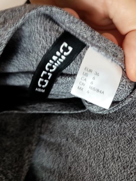 Sivé obtiahnuté šaty h&m, h&m,s