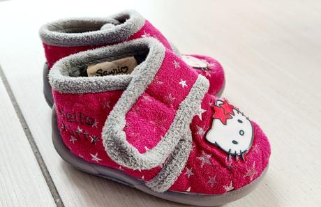 Papucky hello kitty, 19