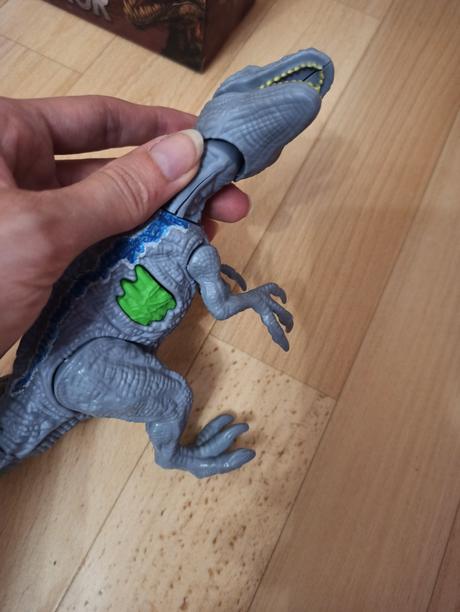 Pohyblivý dinosaurus so zvukom,