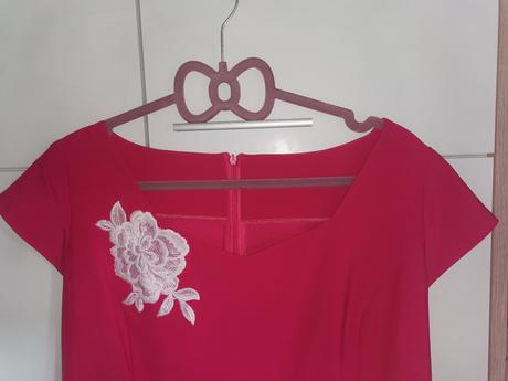 Cyklamenove šaty, 44