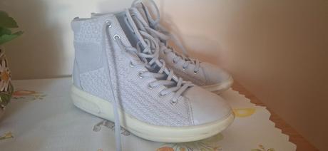 Ecco poltopanky, ecco,37