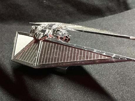 Tie striker, 