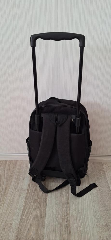 Batoh,taška na kolieskach + deka spiderman, 