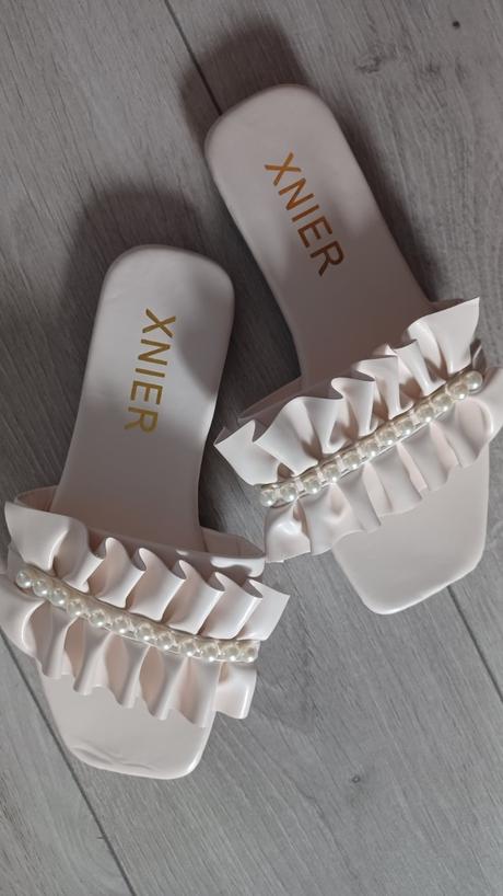 Dámske šľapky, 36