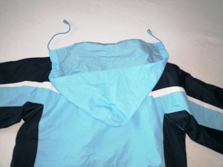 Bunda vhodná do prírody, na turistiku m/l, l