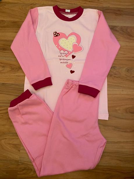 Pyžamko 140 rôzne slov. výrobok, 140