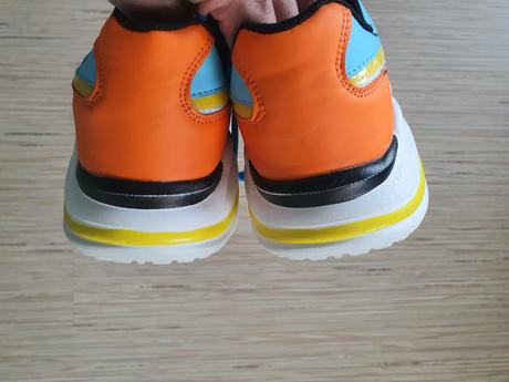 Tenisky ch13, reserved,37