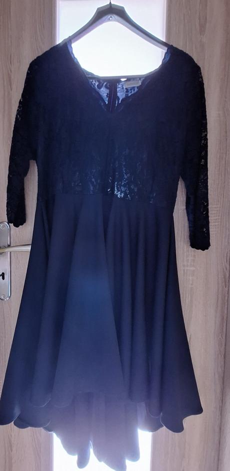 Spoločenské šaty, 44