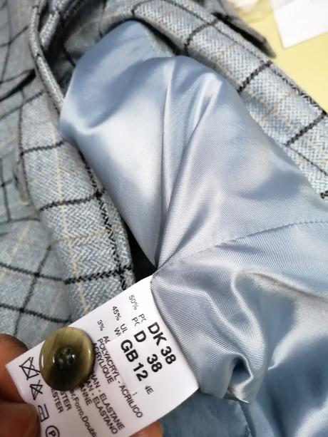 Prechodná bunda, 38