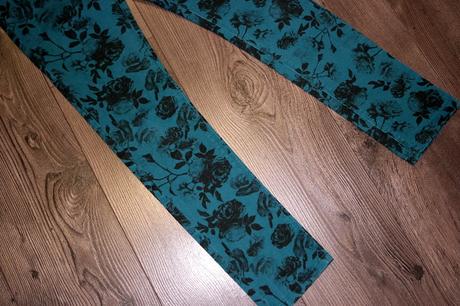 H&m nohavice, zelené kvietkované, 152/11-12y, h&m,152