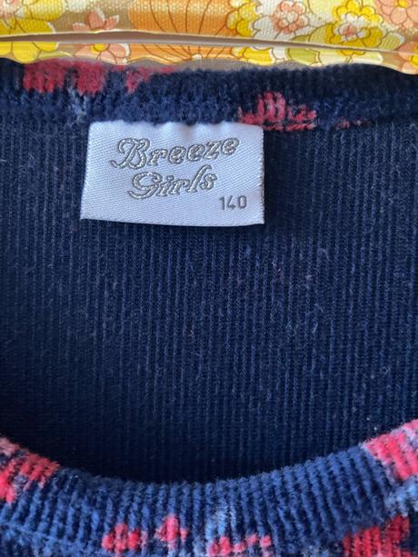 Dievčenské menčestrové šatičky, 140