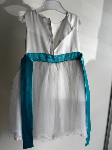 Spoločenské šaty, 56 / 74