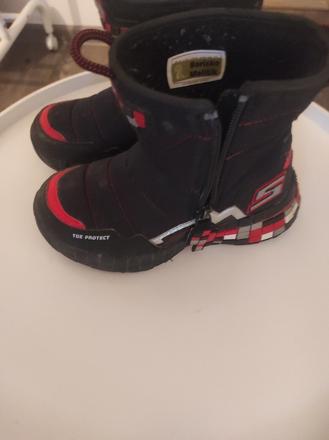 Snehule schecker, 27