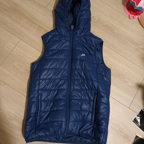 Vesta bez rukavou, 158