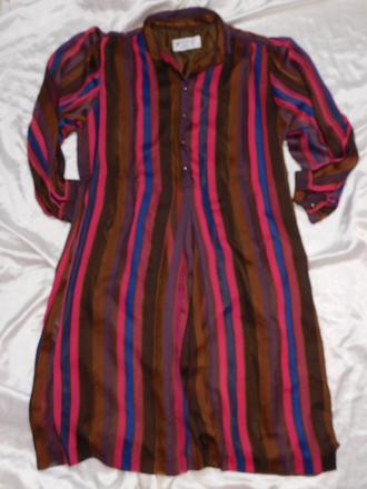 Fink modell pekne vintage šaty, 48