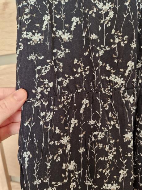 Mohito čierne kvietkované šaty s 3/4 rukávmi veľ.s, mohito,s