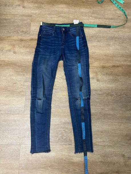 Roztrhané rifle, takko,146